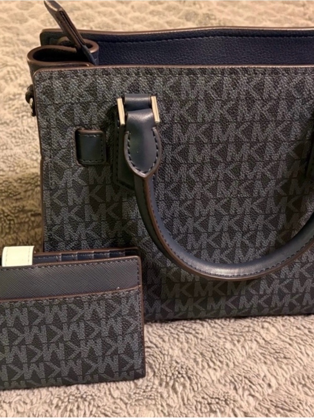 Michael Kors Navy Signature Satchel with Matching Wallet - Picture 2 of 5